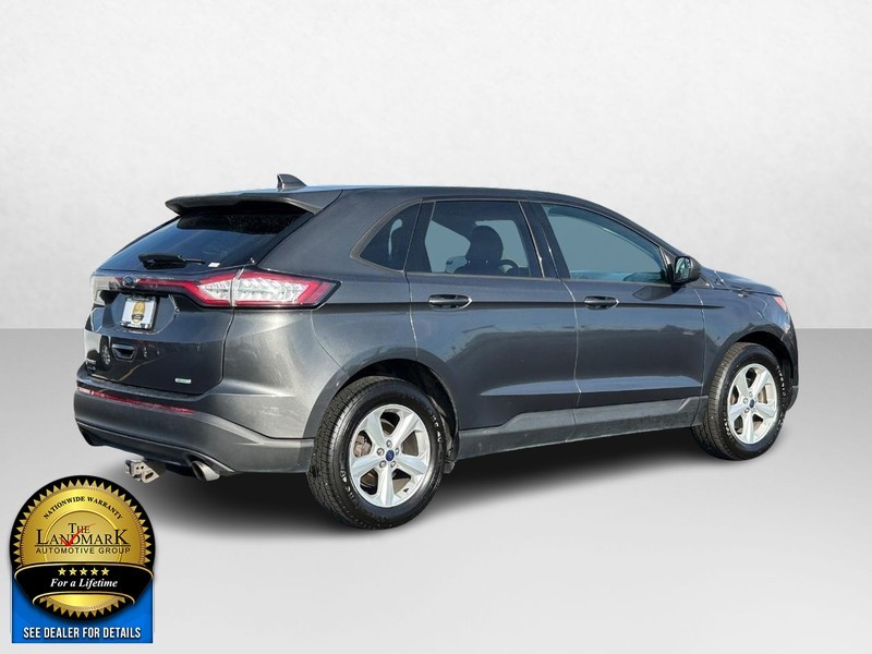 2016 Ford Edge SE 3