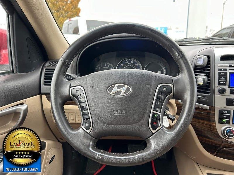 2011 Hyundai Santa Fe Limited 16