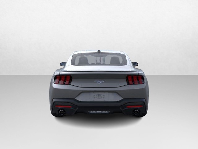 2025 Ford Mustang  5