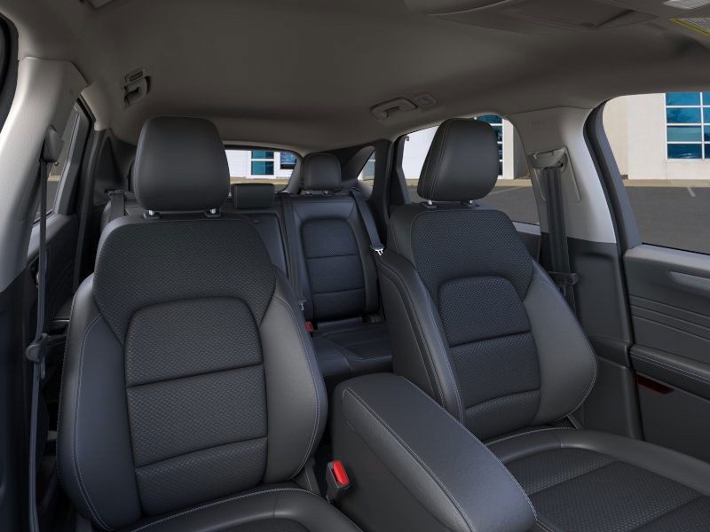 Ford Escape Vehicle Full-screen Gallery Image 10