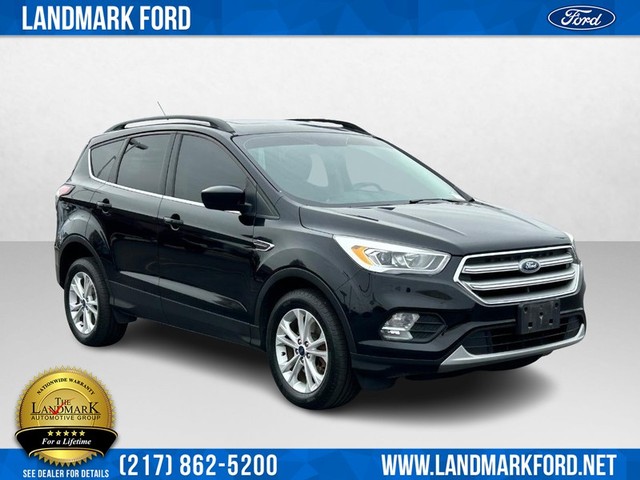 Used 2017 Ford Escape SE with VIN 1FMCU9GD8HUF03371 for sale in Springfield, IL