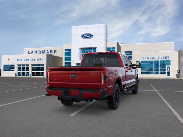 Ford F-250SD Vehicle Full-screen Gallery Image 8