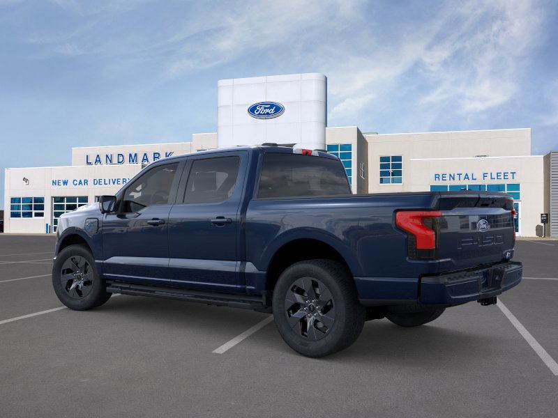 Ford F-150 Lightning Vehicle Full-screen Gallery Image 4