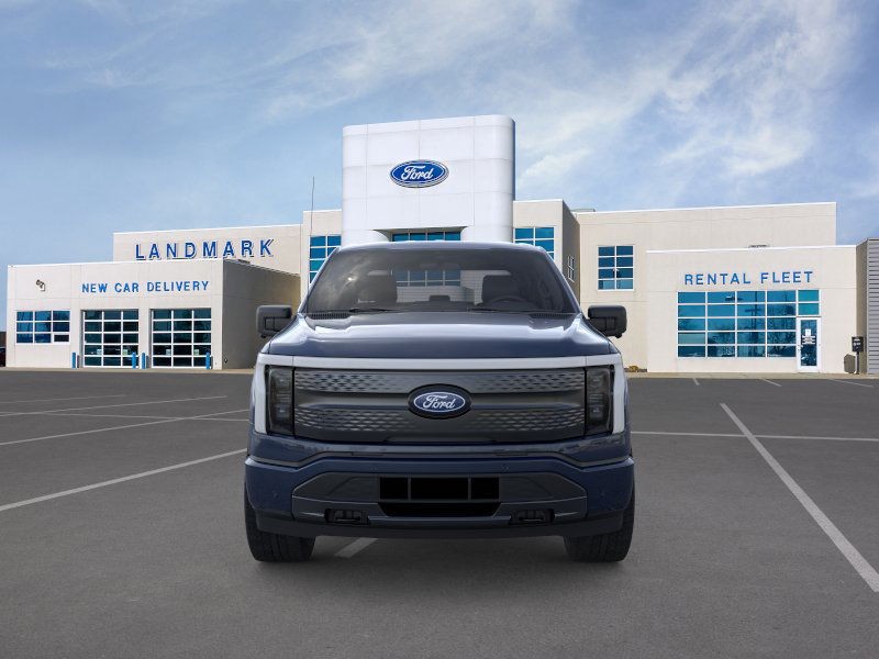 Ford F-150 Lightning Vehicle Full-screen Gallery Image 6