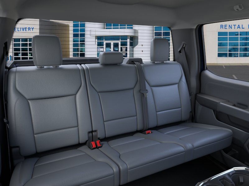 Ford F-150 Lightning Vehicle Full-screen Gallery Image 11