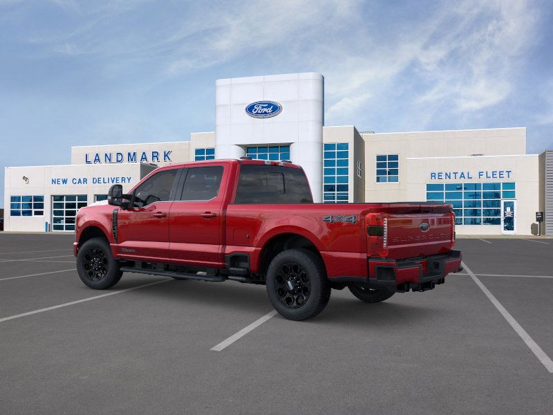 Ford Super Duty F-350 SRW Vehicle Full-screen Gallery Image 4