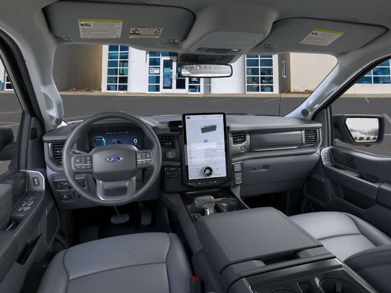 Ford F-150 Lightning Vehicle Full-screen Gallery Image 9