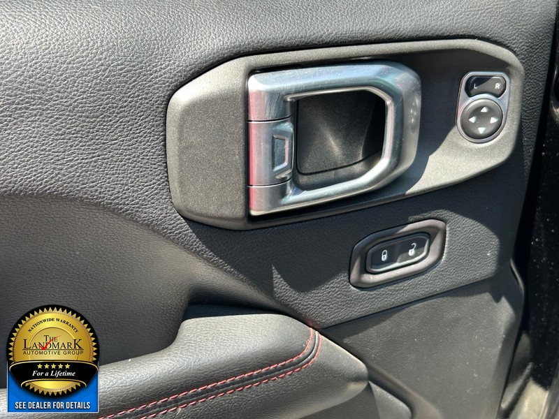 Jeep Wrangler Unlimited Vehicle Full-screen Gallery Image 8