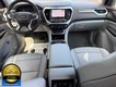 2023 GMC Acadia SLT thumbnail image 12