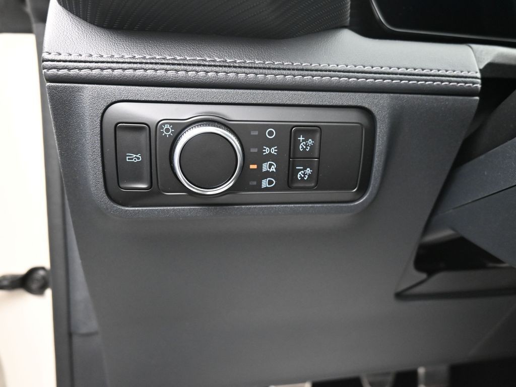 Ford Mustang Vehicle Full-screen Gallery Image 15