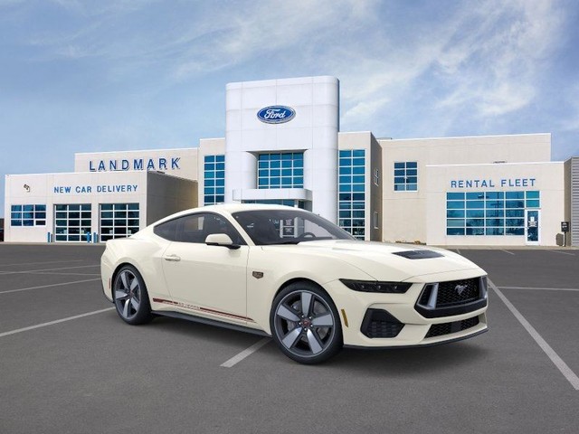 Ford Mustang Vehicle Full-screen Gallery Image 7