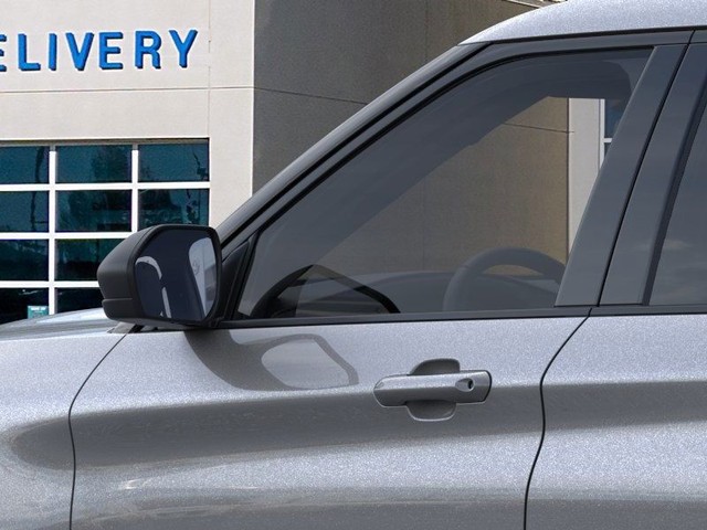 Ford Explorer Vehicle Full-screen Gallery Image 20