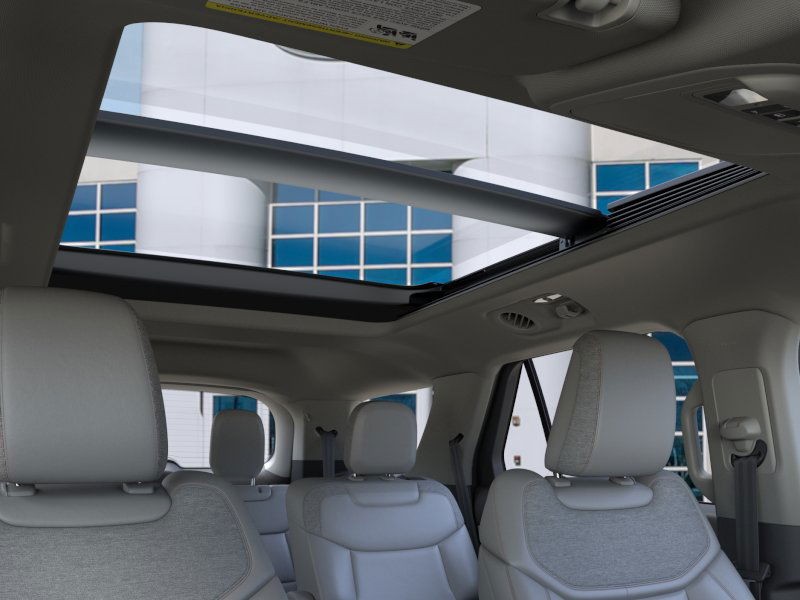 Ford Explorer Vehicle Full-screen Gallery Image 22