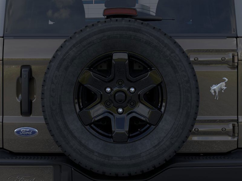 Ford Bronco Vehicle Full-screen Gallery Image 24