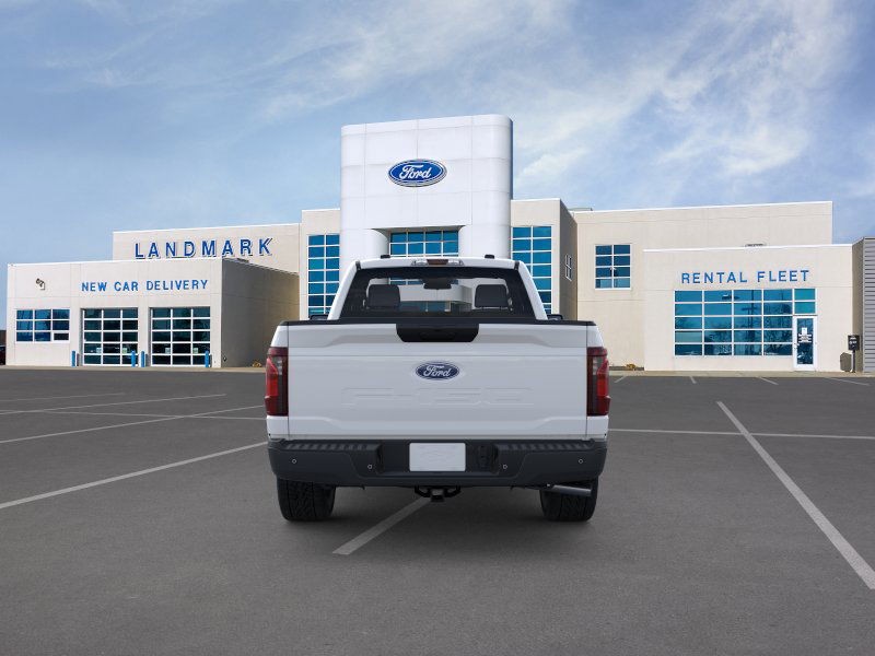 Ford F-150 Vehicle Full-screen Gallery Image 5