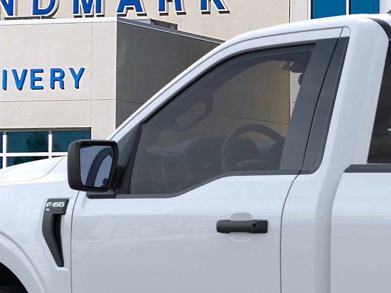 Ford F-150 Vehicle Full-screen Gallery Image 20