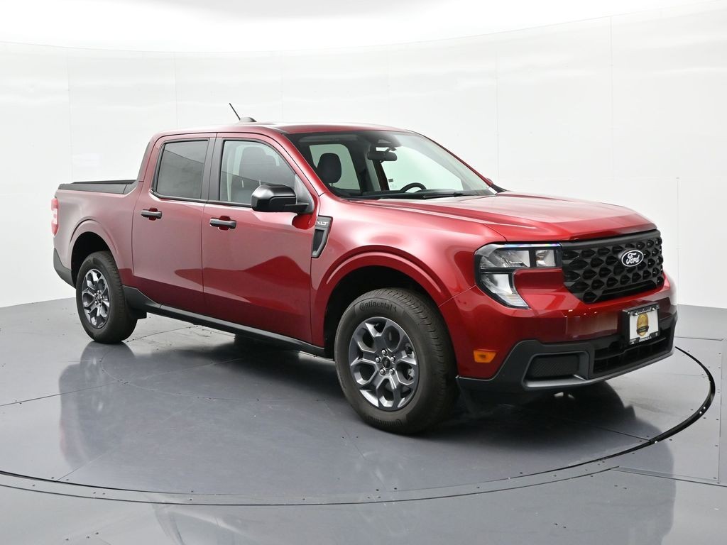 Ford Maverick Vehicle Full-screen Gallery Image 4