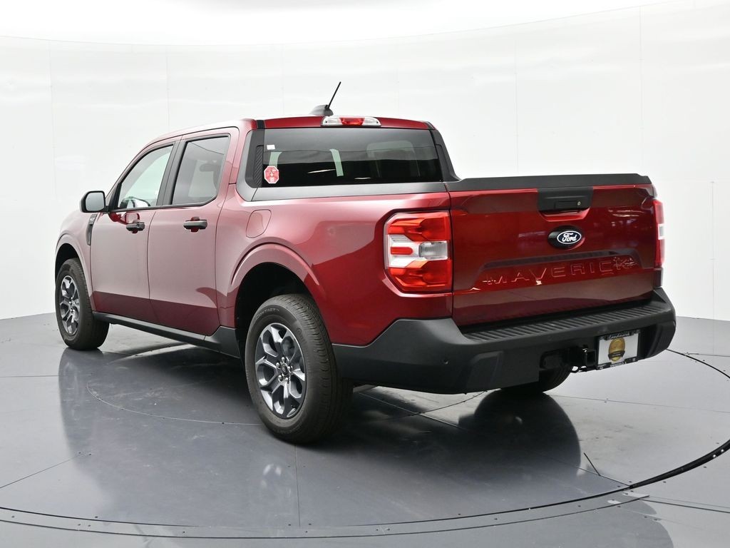 Ford Maverick Vehicle Full-screen Gallery Image 8