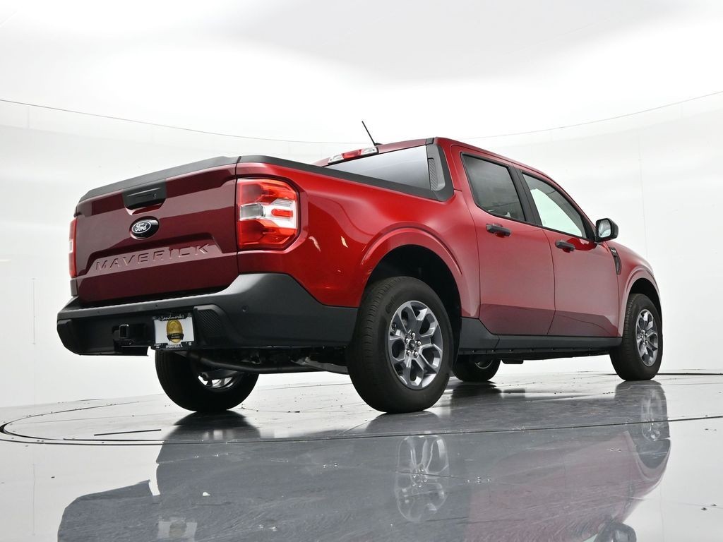 Ford Maverick Vehicle Full-screen Gallery Image 23