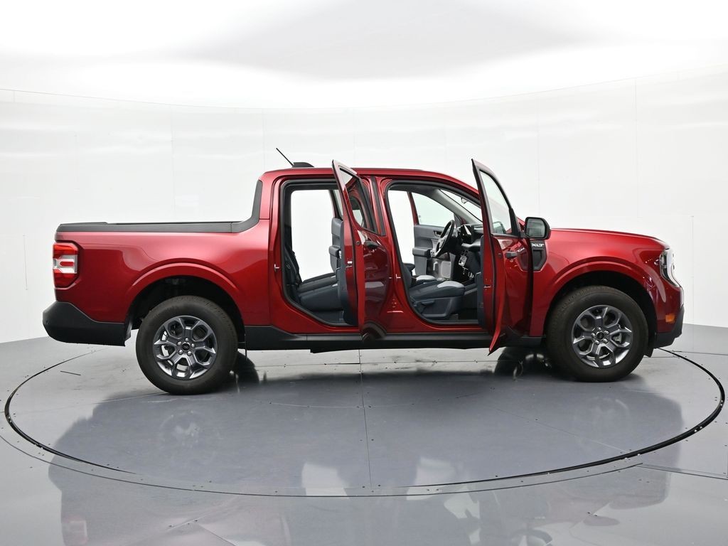 Ford Maverick Vehicle Full-screen Gallery Image 25