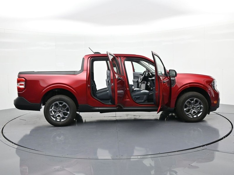 Ford Maverick Vehicle Full-screen Gallery Image 25