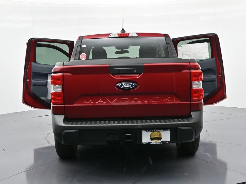 Ford Maverick Vehicle Full-screen Gallery Image 28