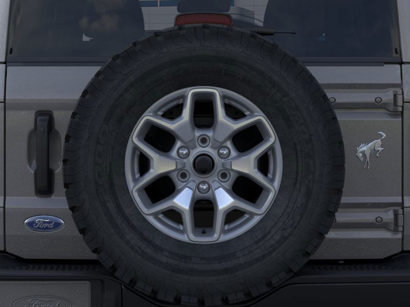 Ford Bronco Vehicle Full-screen Gallery Image 24