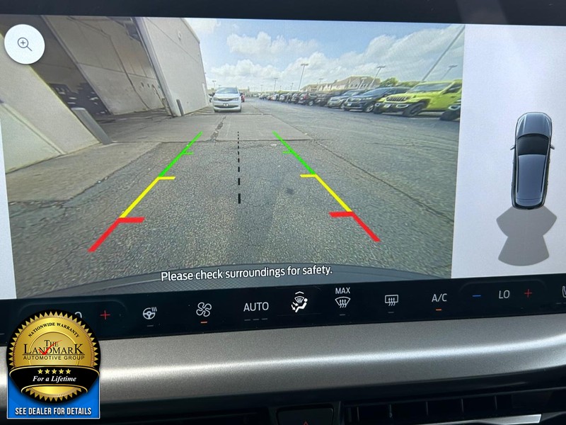 Ford Escape Vehicle Full-screen Gallery Image 13