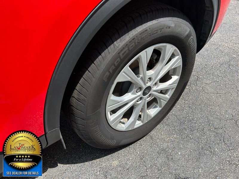 Ford Escape Vehicle Full-screen Gallery Image 20