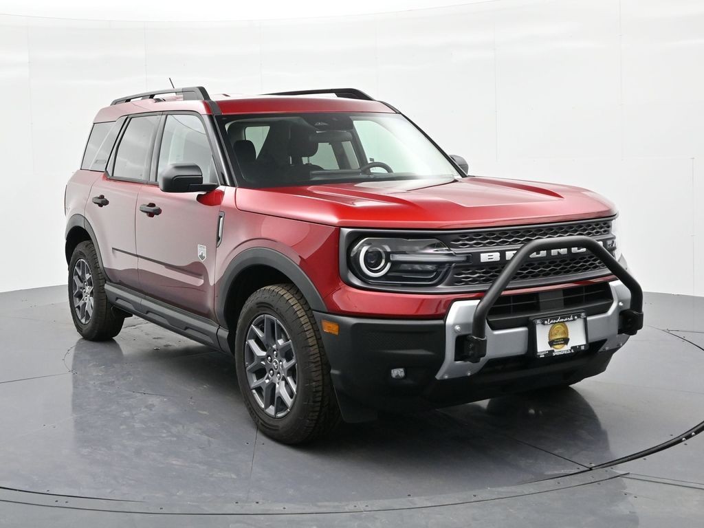 Ford Bronco Sport Vehicle Full-screen Gallery Image 4