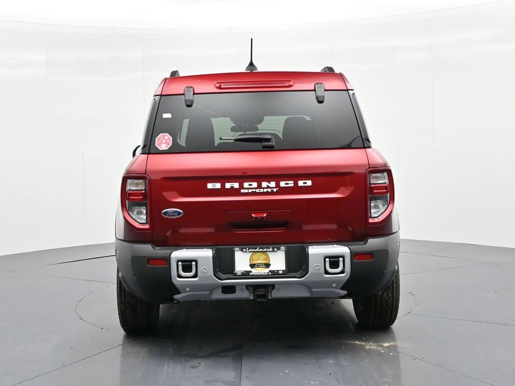 Ford Bronco Sport Vehicle Full-screen Gallery Image 7