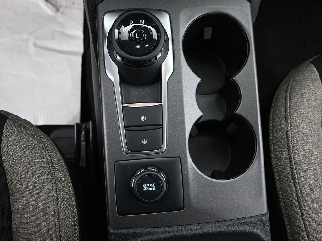 Ford Bronco Sport Vehicle Full-screen Gallery Image 12