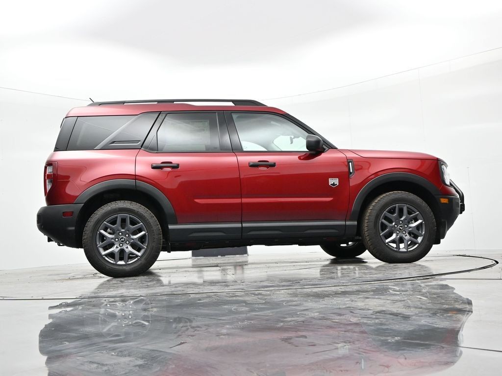 Ford Bronco Sport Vehicle Full-screen Gallery Image 25