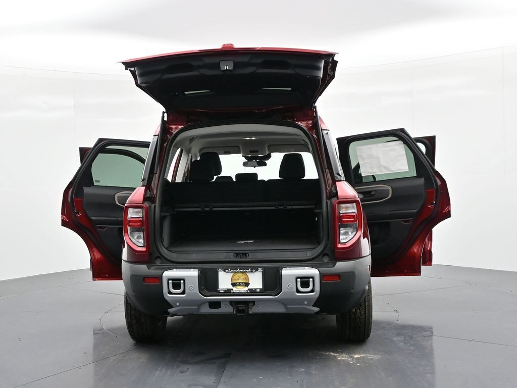 Ford Bronco Sport Vehicle Full-screen Gallery Image 29