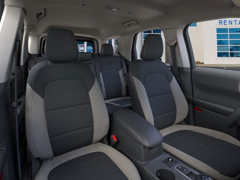 Ford Bronco Sport Vehicle Full-screen Gallery Image 10