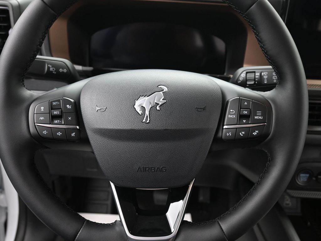 Ford Bronco Sport Vehicle Full-screen Gallery Image 13