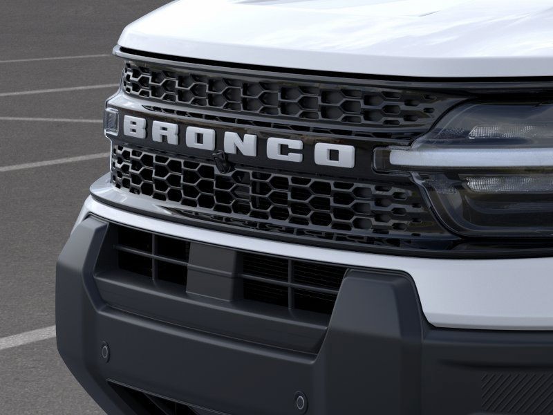 Ford Bronco Sport Vehicle Full-screen Gallery Image 17