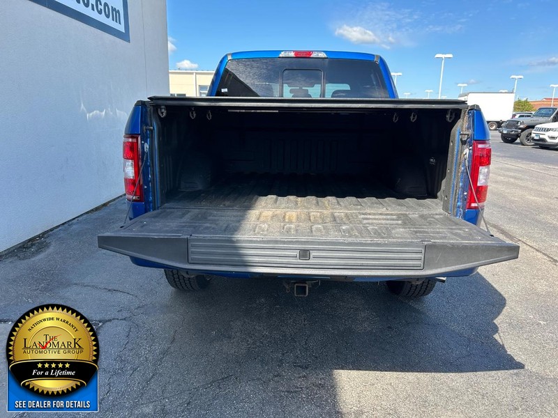 Ford F-150 Vehicle Full-screen Gallery Image 20