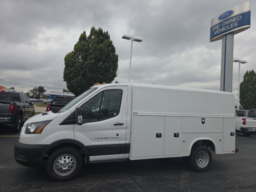 Ford Transit Cutaway Vehicle Full-screen Gallery Image 2