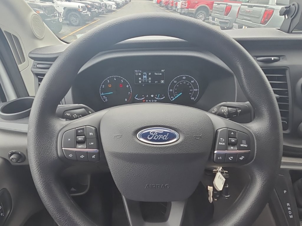 Ford Transit Cutaway Vehicle Full-screen Gallery Image 12