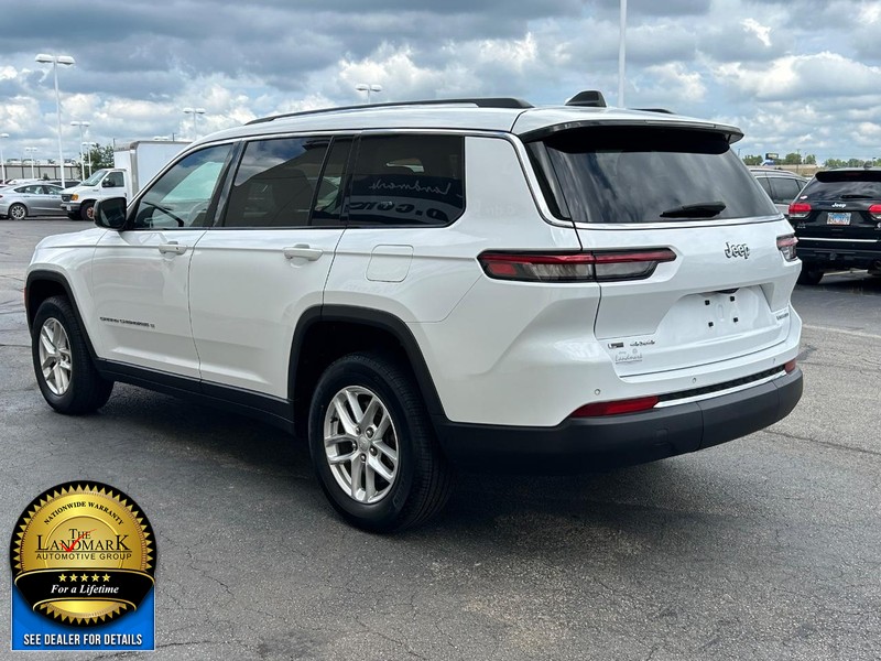 Jeep Grand Cherokee L Vehicle Full-screen Gallery Image 6