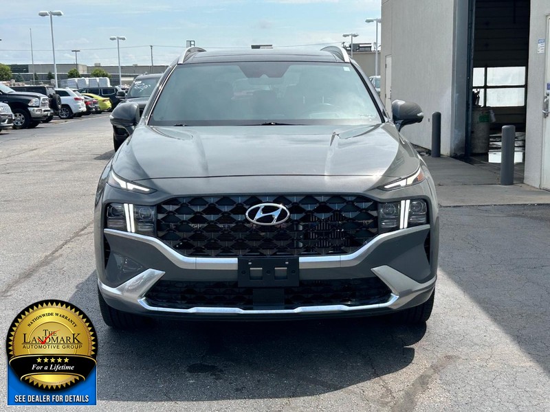 Hyundai Santa Fe Vehicle Full-screen Gallery Image 4