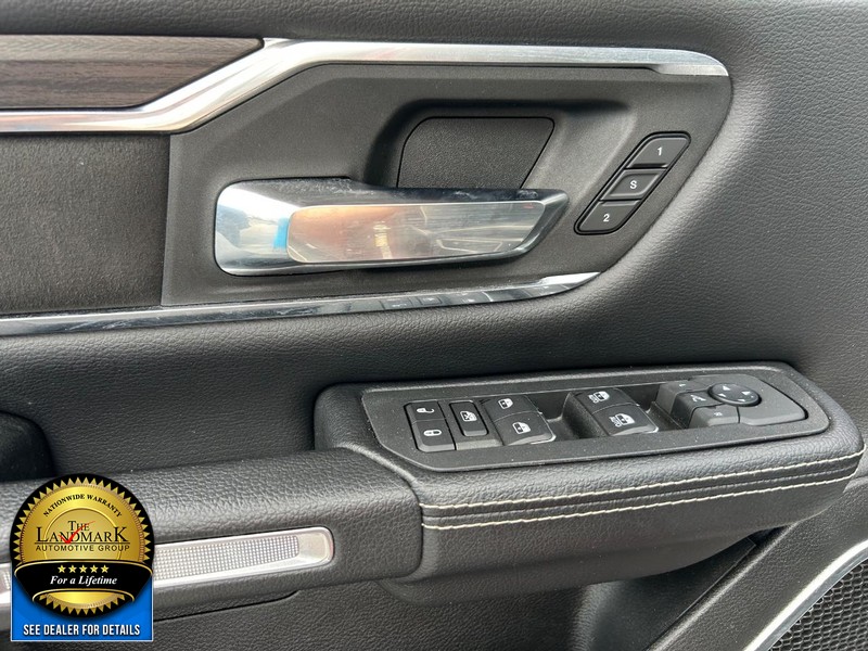 Ram 1500 Vehicle Full-screen Gallery Image 8