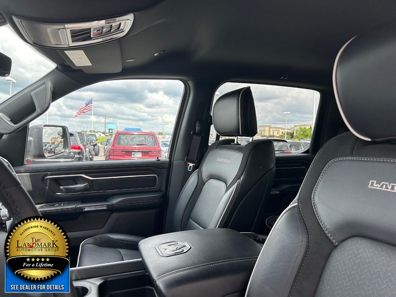 Ram 1500 Vehicle Full-screen Gallery Image 9