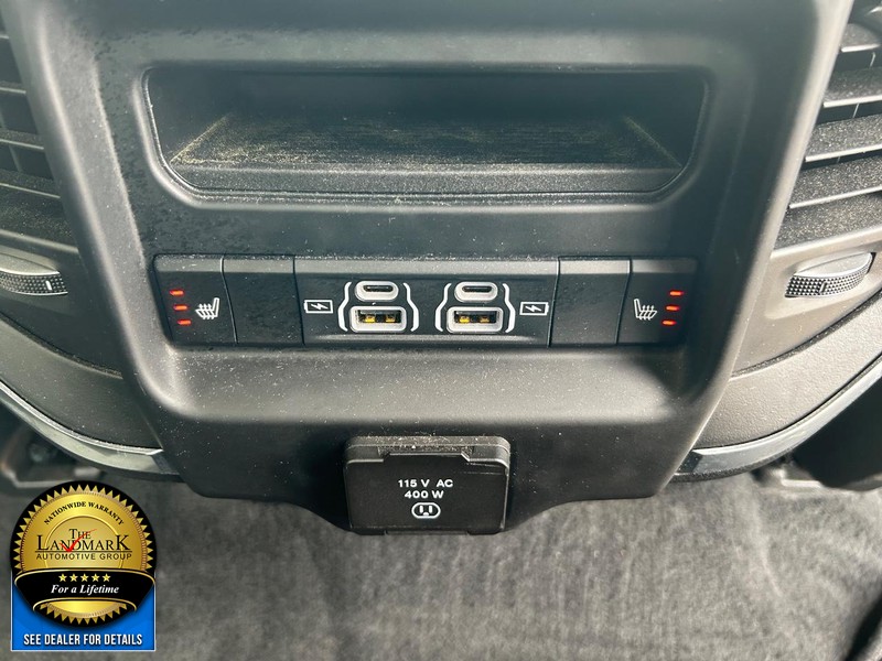 Ram 1500 Vehicle Full-screen Gallery Image 16