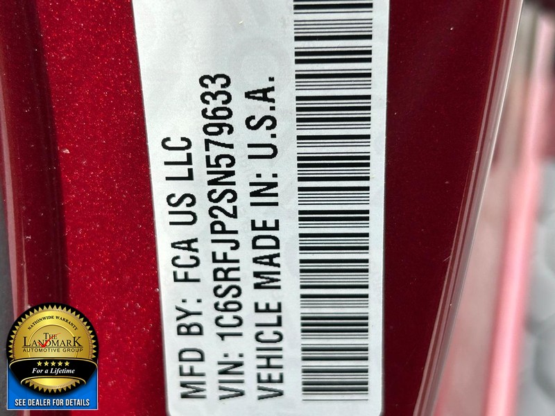 Ram 1500 Vehicle Full-screen Gallery Image 22