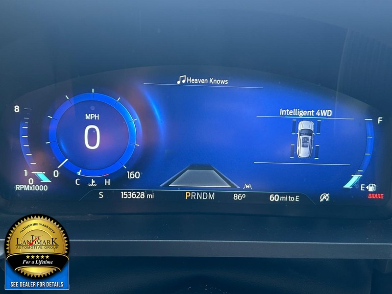 Ford Explorer Vehicle Full-screen Gallery Image 12