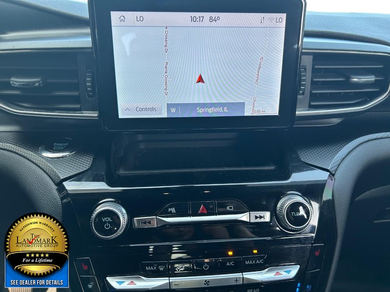 Ford Explorer Vehicle Full-screen Gallery Image 21