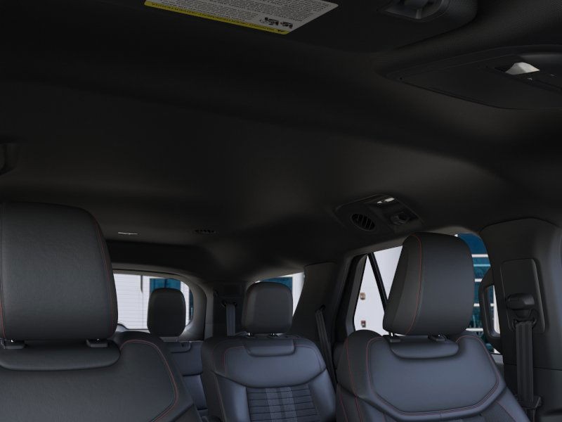 Ford Explorer Vehicle Full-screen Gallery Image 22