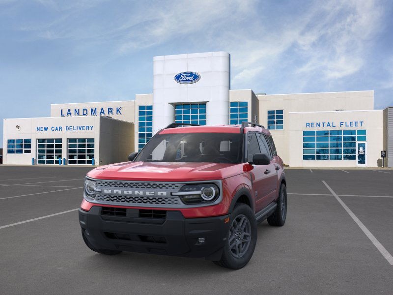 Ford Bronco Sport Vehicle Full-screen Gallery Image 2